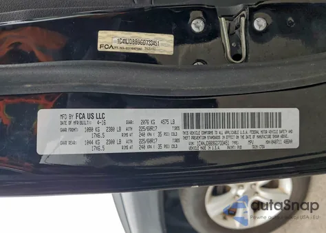 2016 Jeep Compass Sport z USA, uszkodzony, nr VIN 1C4NJDBB9GD733451